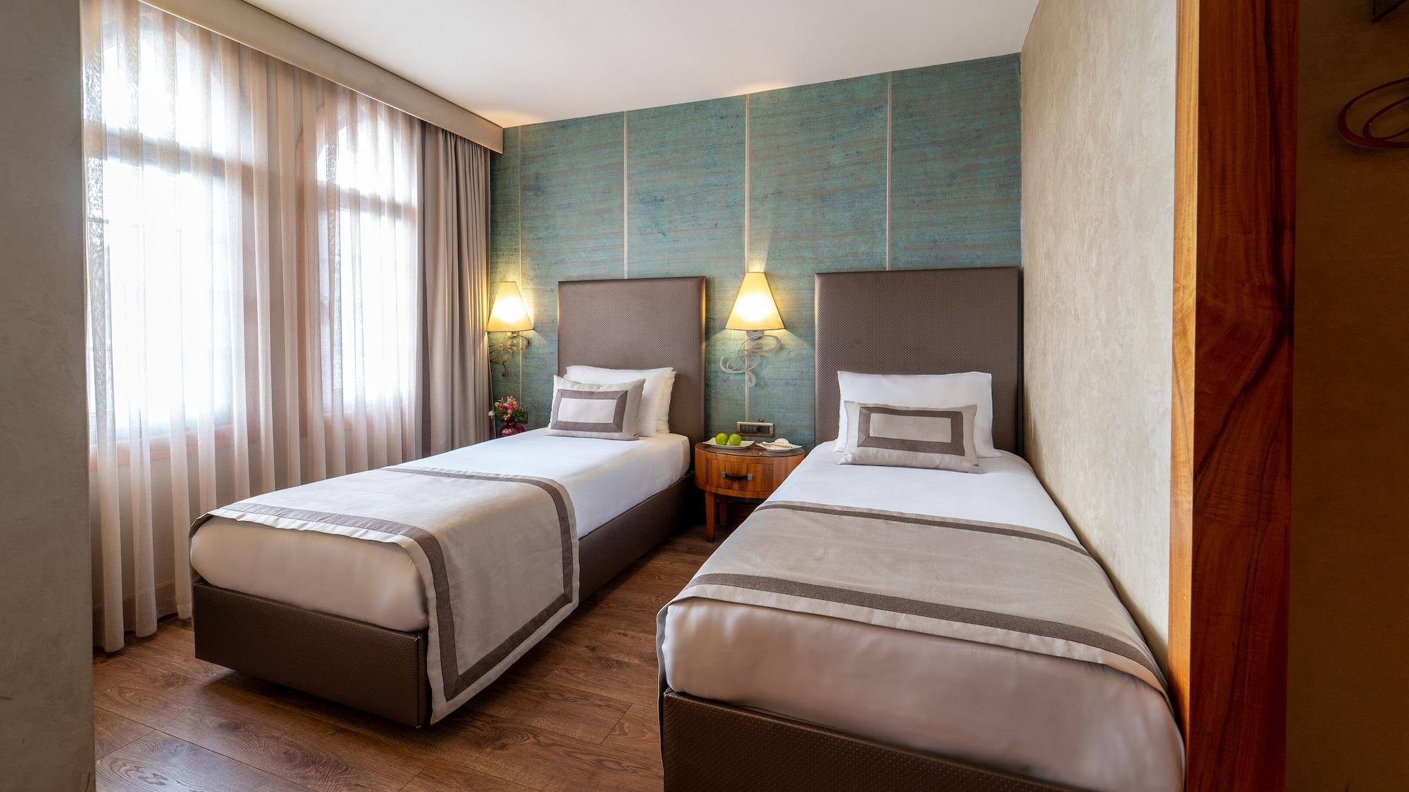 BIZ CEVAHIR HOTEL SULTANAHMET СТАМБУЛ 4* (Турция) - от 5627 RUB | NOCHI